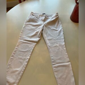 WHITE HOUSE BLACK MARKET - White Skinny/stretchy Jeans. GUC. Size 10